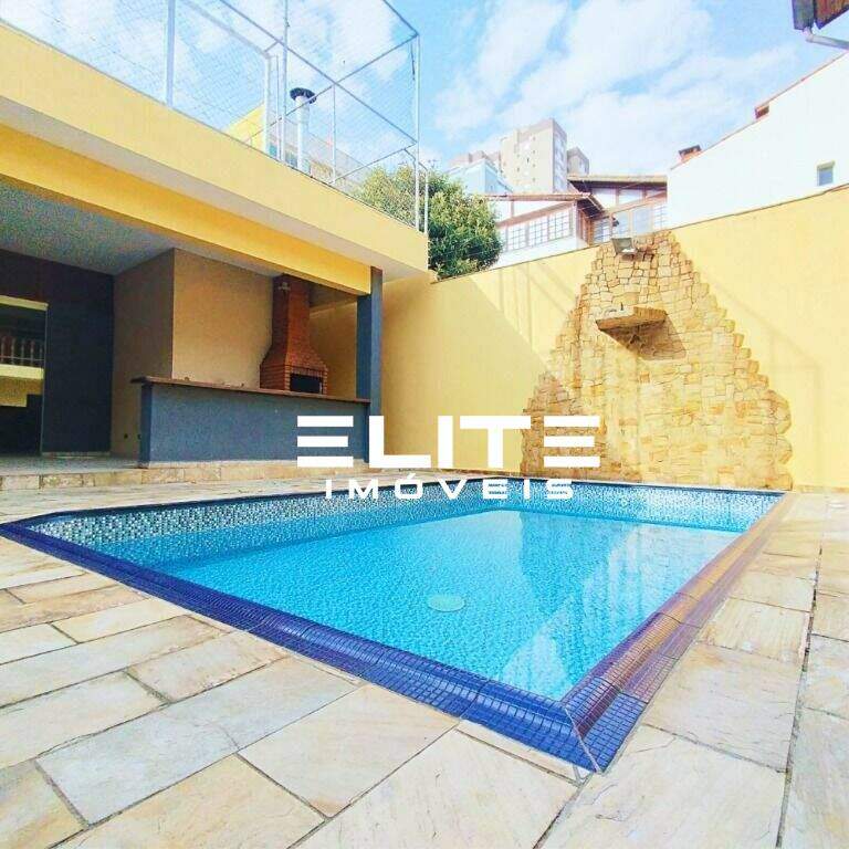 Sobrado à venda no Campestre: 