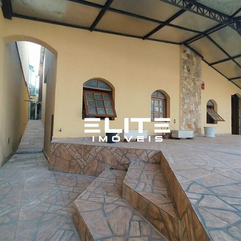 Sobrado à venda no Campestre: 