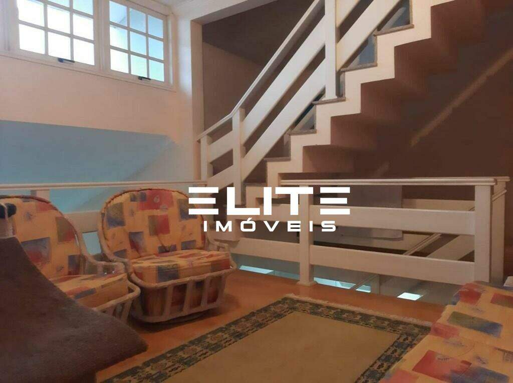 Sobrado à venda no Dos Casa: 