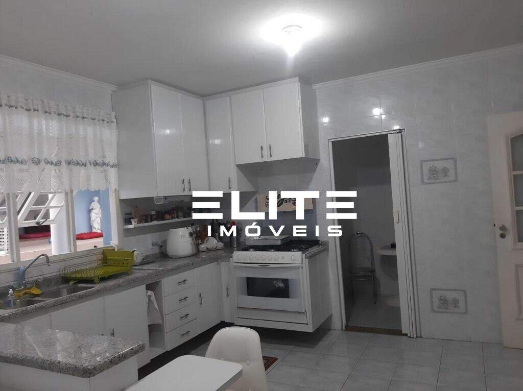 Sobrado à venda no Dos Casa: 