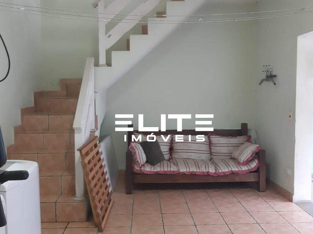 Sobrado à venda no Dos Casa: 