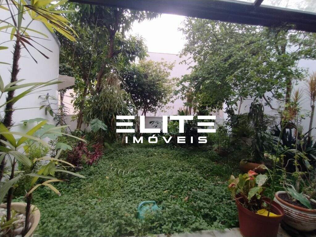 Sobrado à venda no Campestre: 