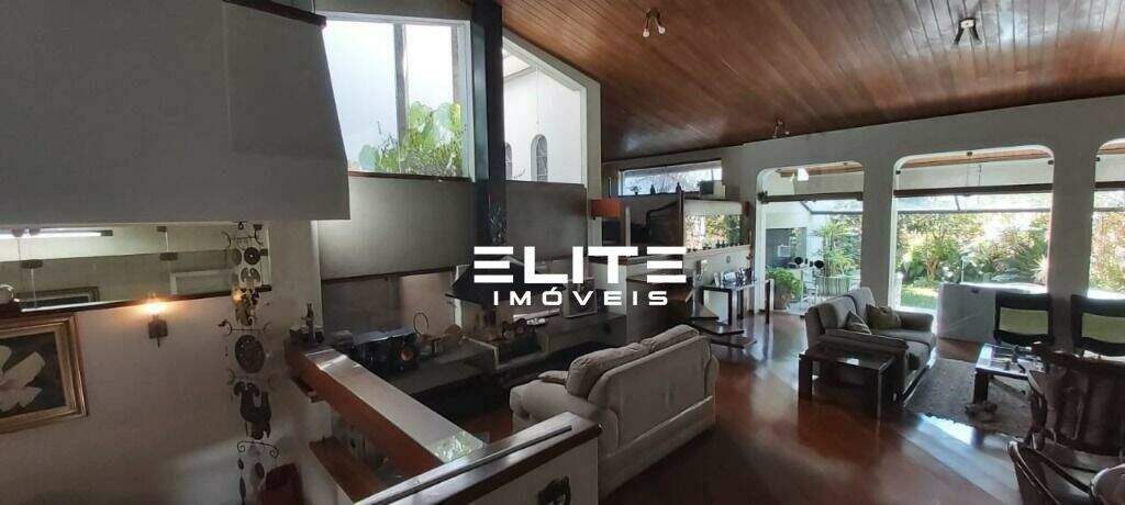 Sobrado à venda no Campestre: 