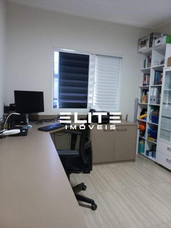 Sobrado à venda no Jardim Bela Vista: 