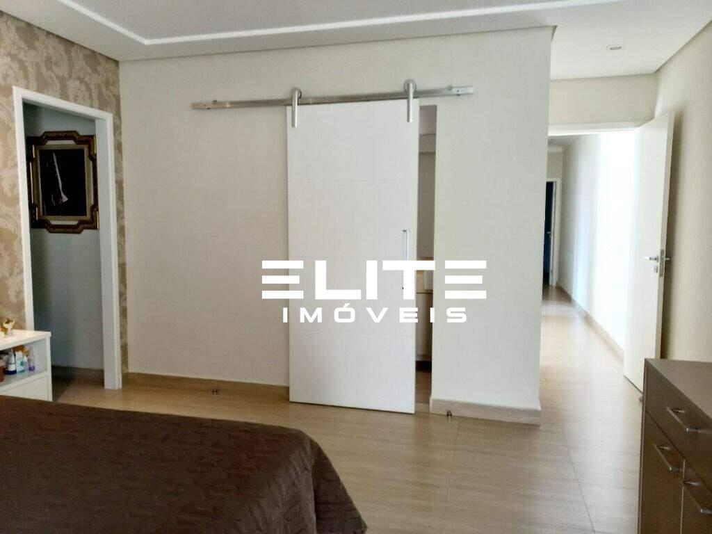 Sobrado à venda no Jardim Bela Vista: 