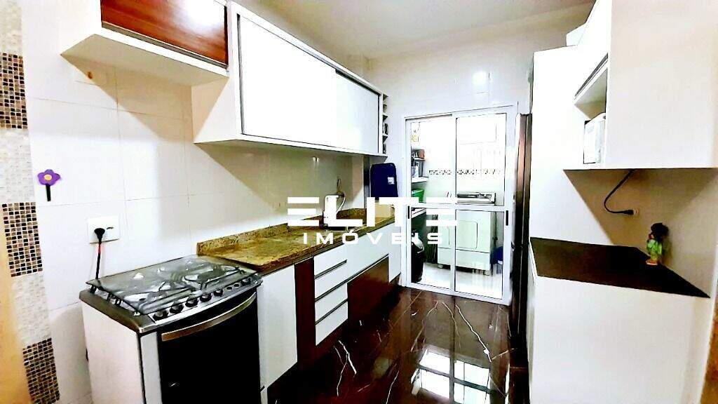 Sobrado à venda no Campestre: 