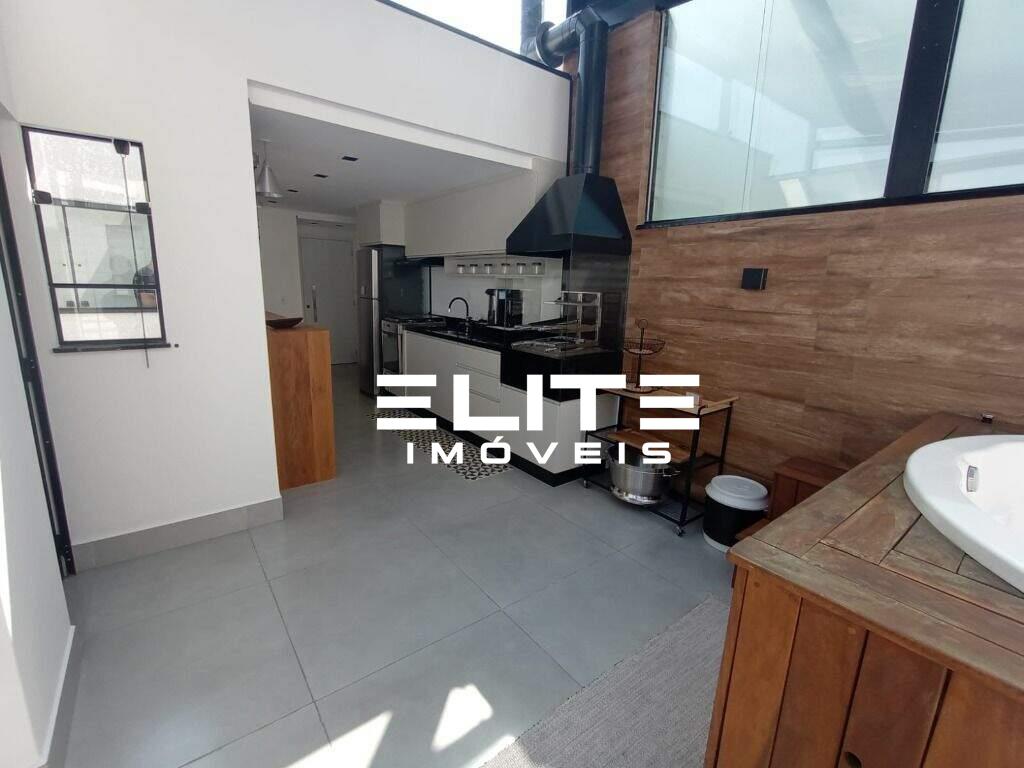 Cobertura à venda no Bairro Jardim: 