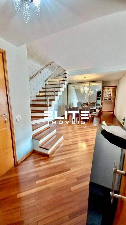 Cobertura à venda no Bairro Jardim: 