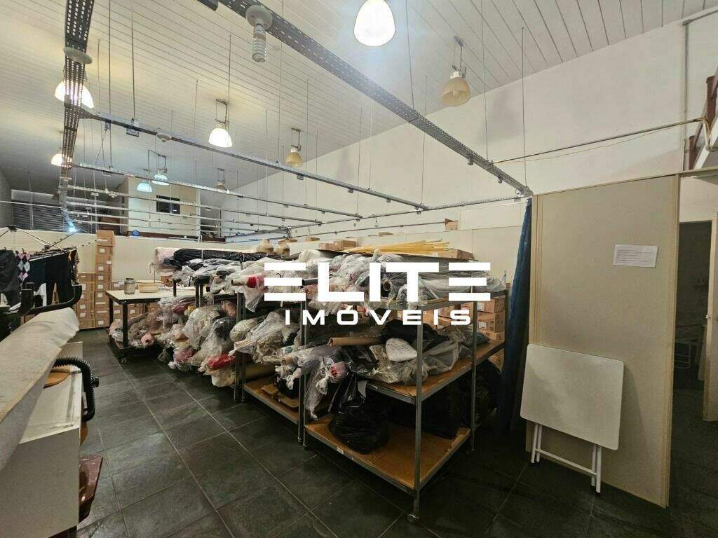 Galpão à venda no Campestre: 