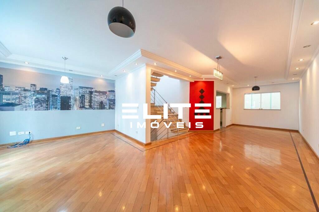 Sobrado à venda no Vila Gilda: 