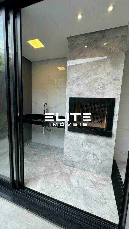 Sobrado à venda no Jardim Colonial: 