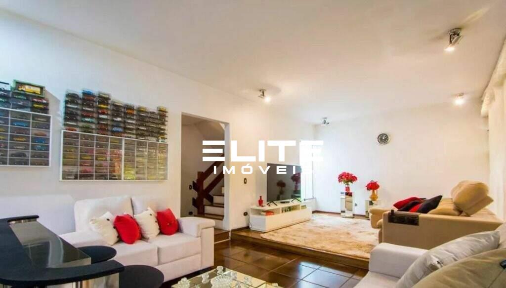 Casa à venda no Centro: 