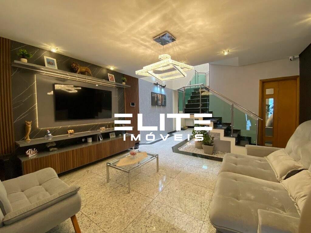 Sobrado à venda no Vila Scarpelli: 