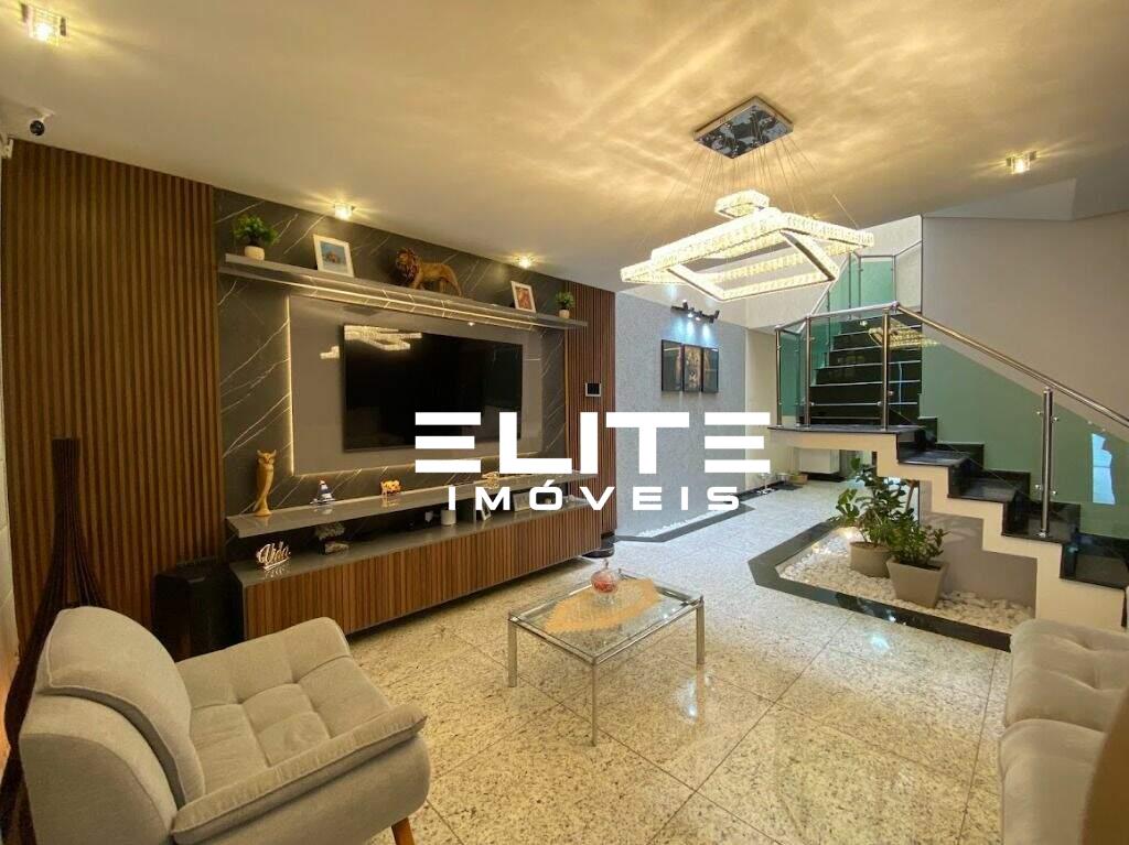 Sobrado à venda no Vila Scarpelli: 