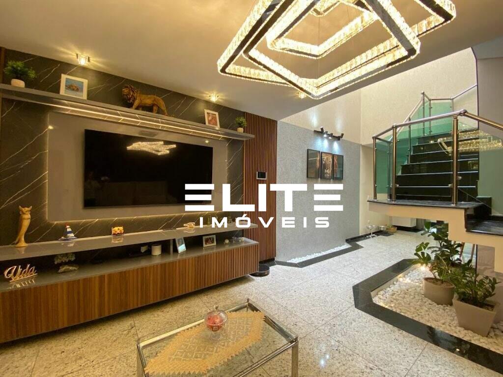 Sobrado à venda no Vila Scarpelli: 