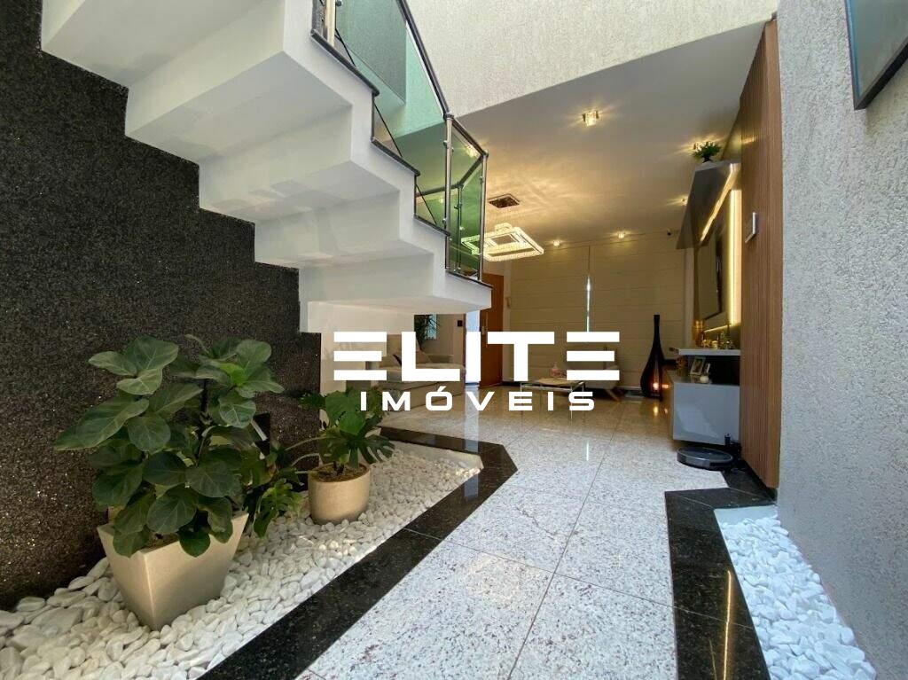 Sobrado à venda no Vila Scarpelli: 