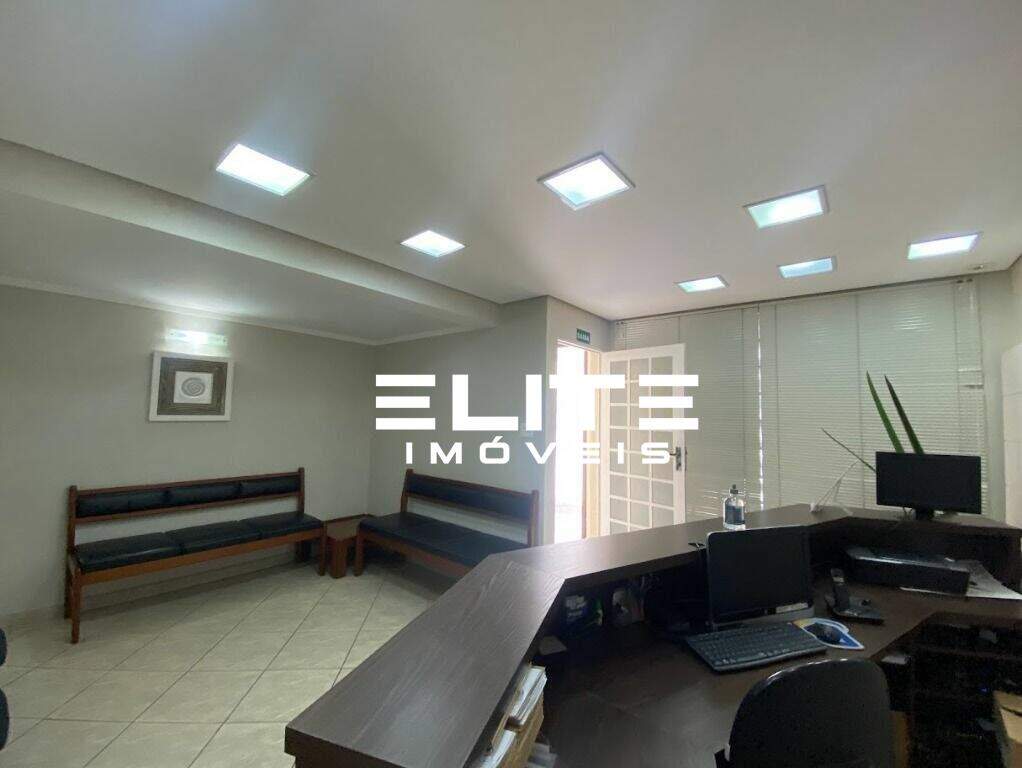 Sobrado à venda no Bairro Jardim: 