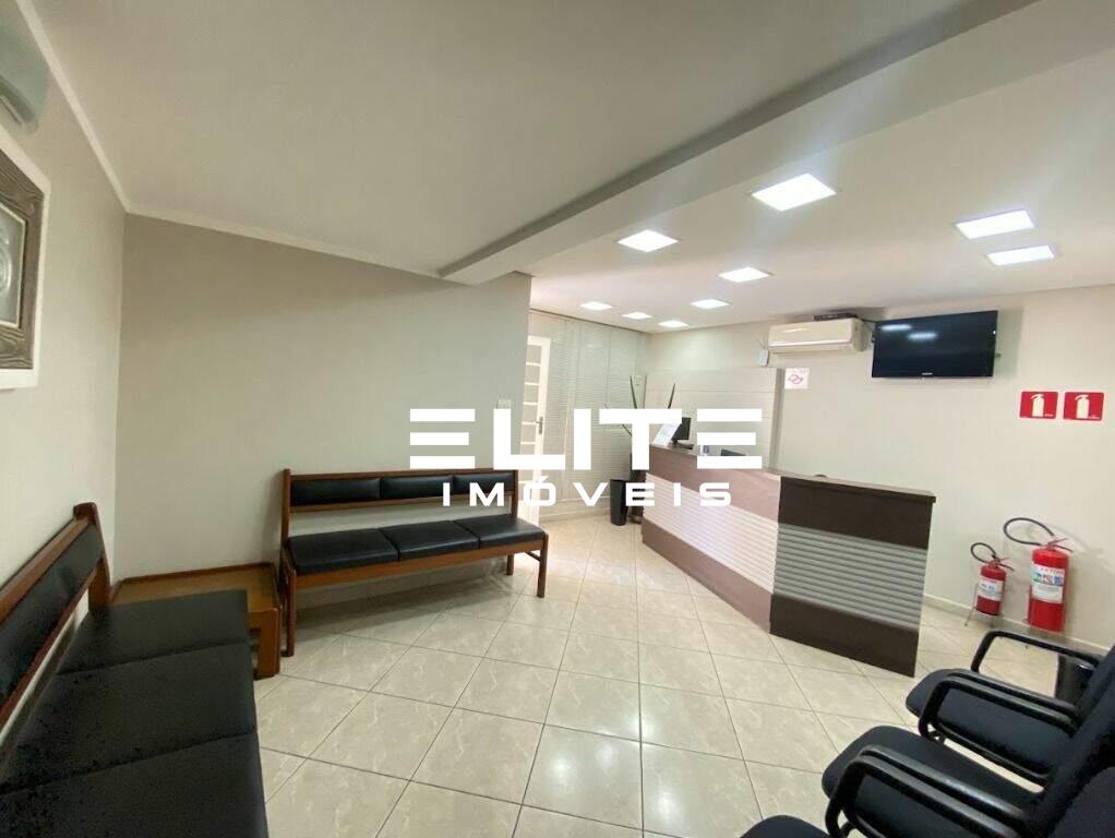 Sobrado à venda no Bairro Jardim: 