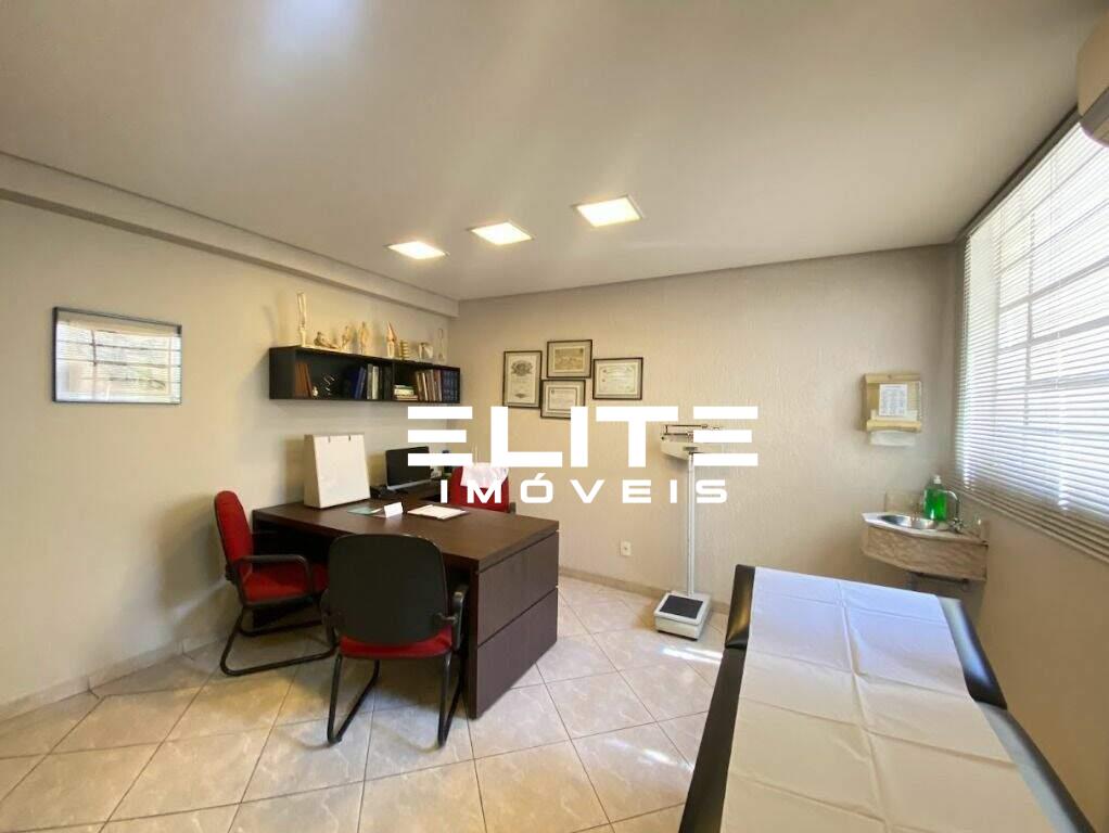 Sobrado à venda no Bairro Jardim: 