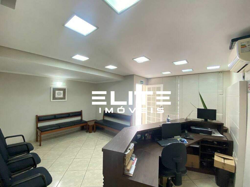 Sobrado à venda no Bairro Jardim: 