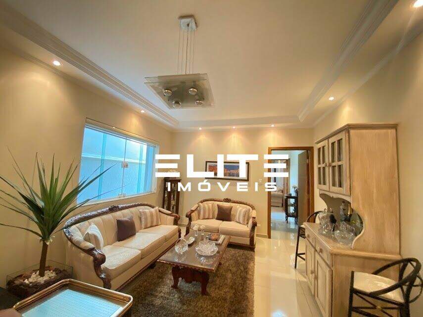 Sobrado à venda no Bairro Jardim: 