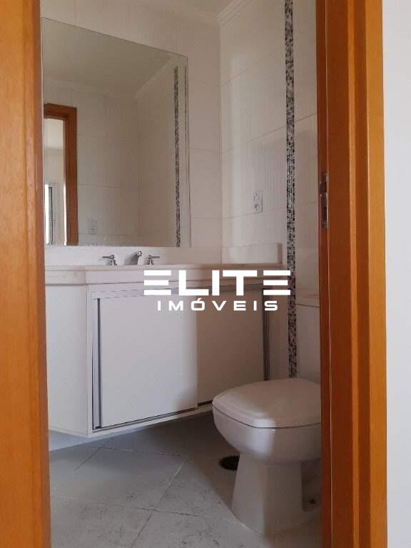 Apartamento à venda no Campestre: Banheiro social