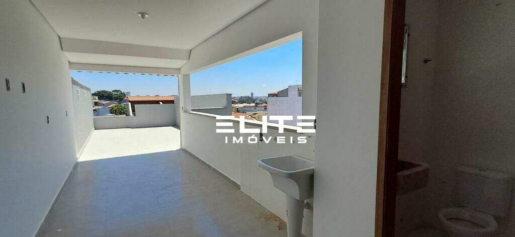 Cobertura à venda no Parque das Nações: 