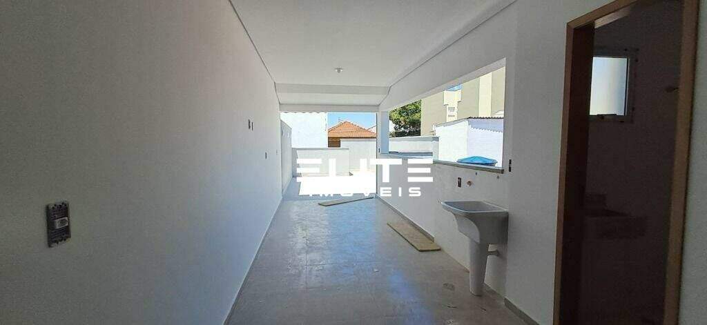 Cobertura à venda no Parque das Nações: 