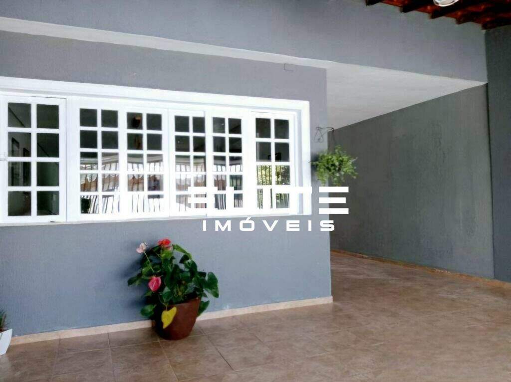 Sobrado à venda no Vila Scarpelli: 