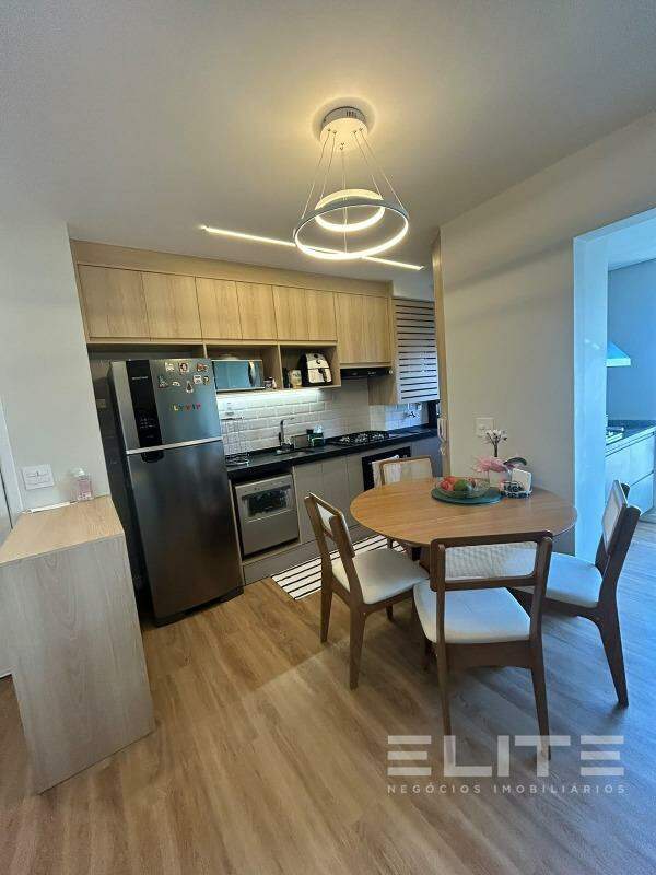 Apartamento à venda no Vila Alzira: 