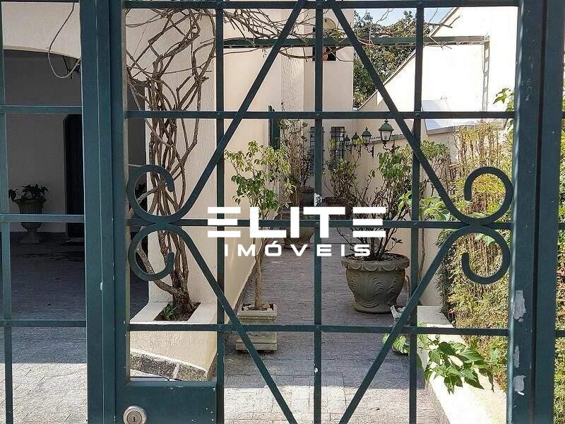 Casa à venda no Paraíso: 