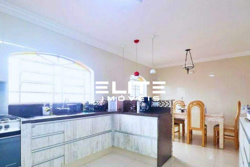 Casa à venda no Bairro Jardim: 