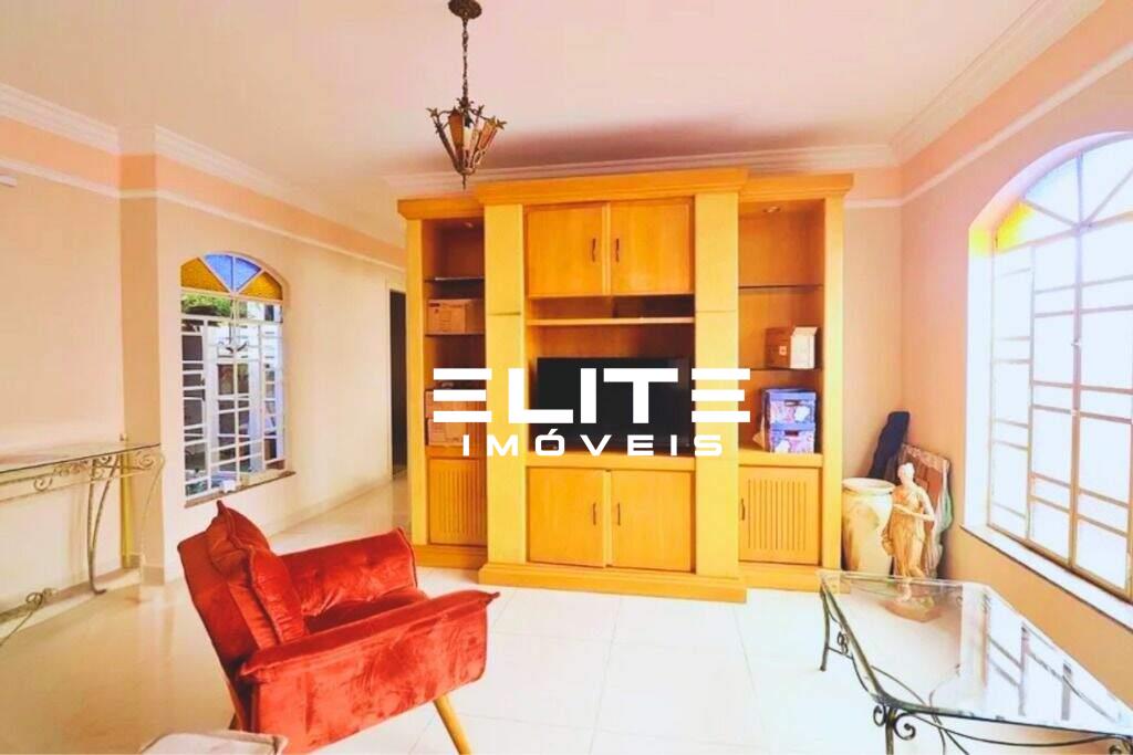 Casa à venda no Bairro Jardim: 