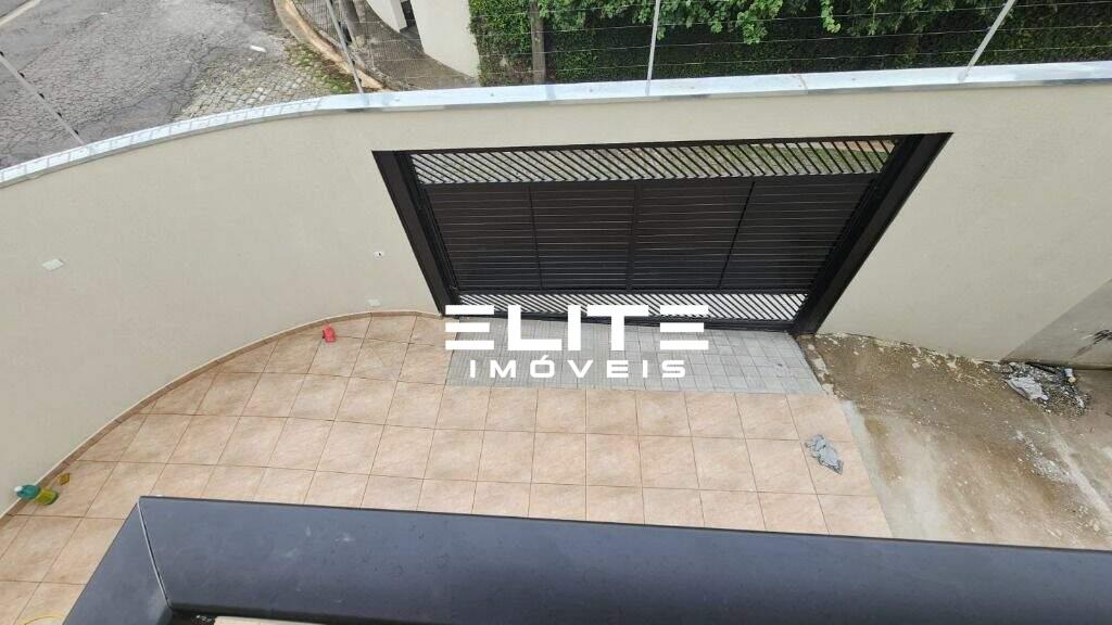 Sobrado à venda no Campestre: 