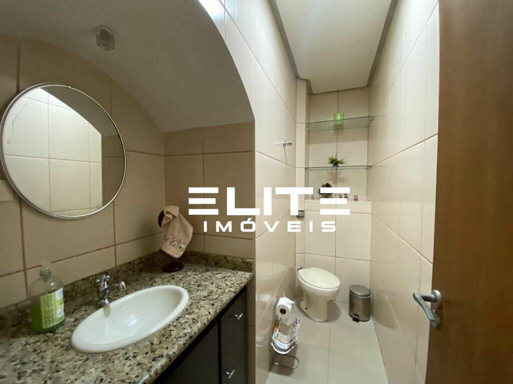 Sobrado à venda no Jardim Bela Vista: 