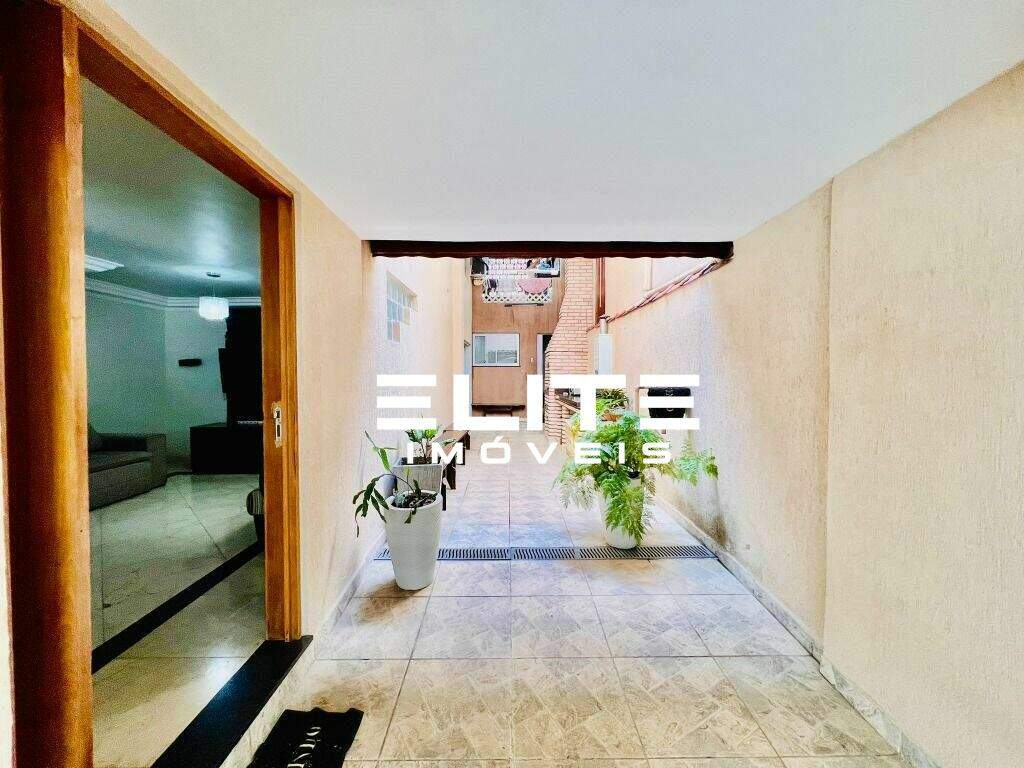 Sobrado à venda no Vila Camilópolis: 