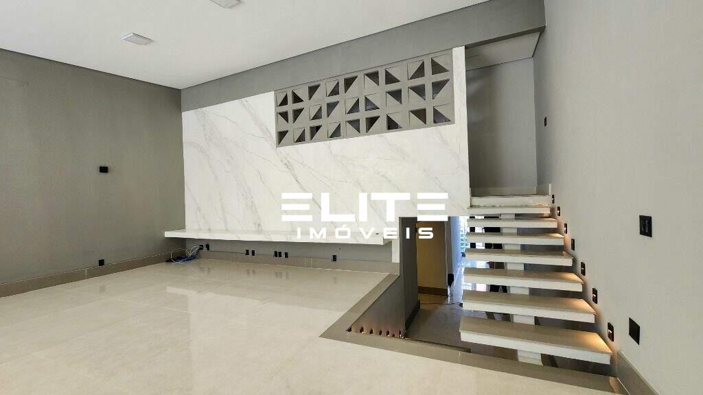 Sobrado à venda no Jardim Bela Vista: 