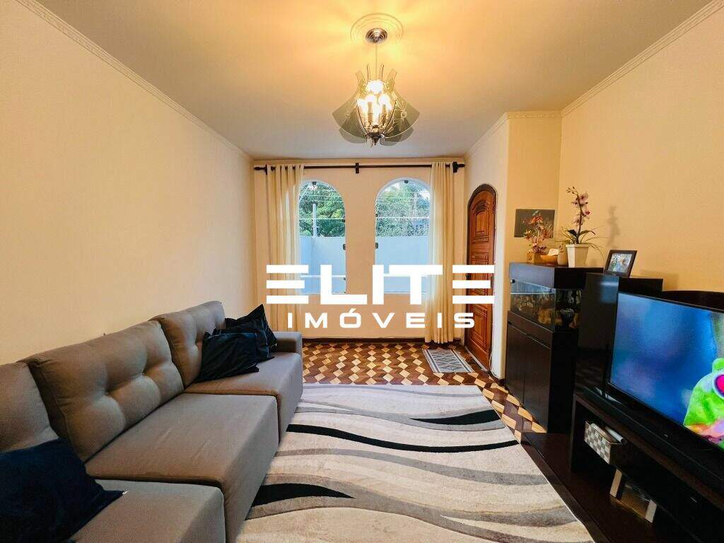 Sobrado à venda no Jardim Cristiane: 