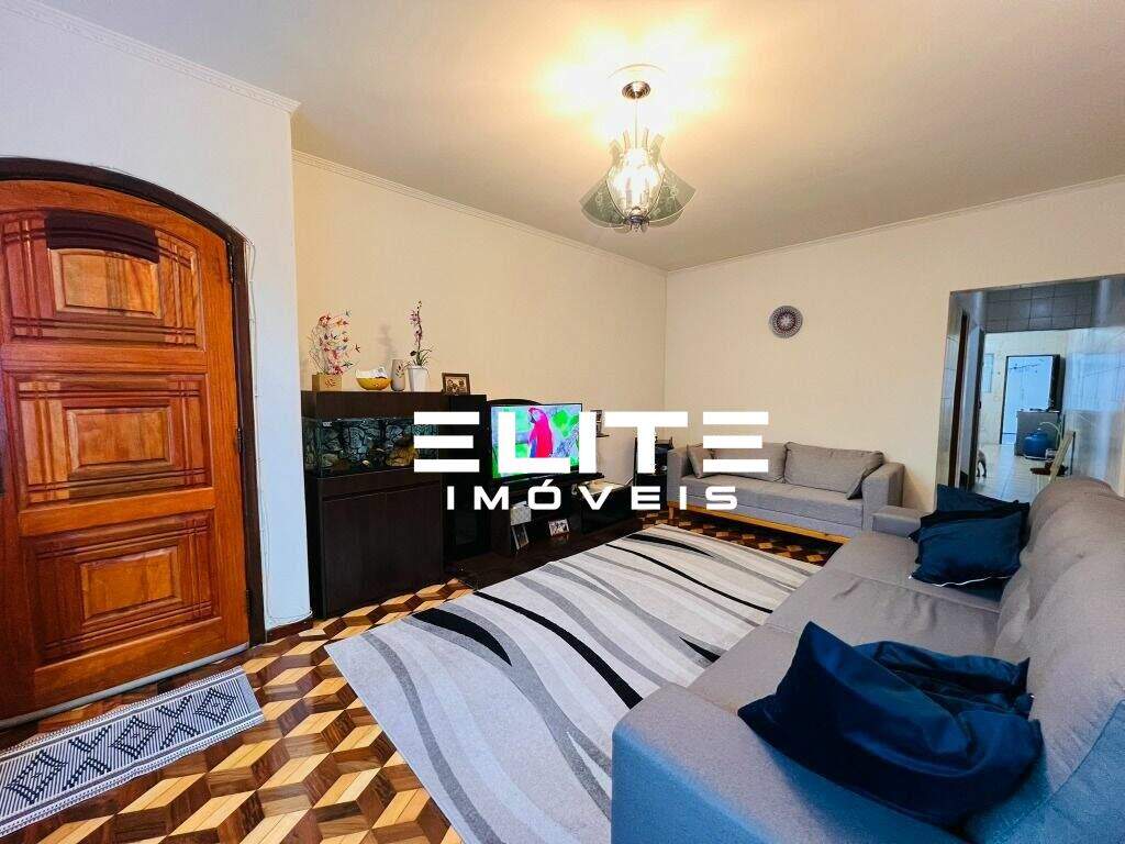 Sobrado à venda no Jardim Cristiane: 