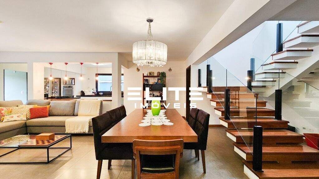 Sobrado à venda no Jardim São Caetano: 