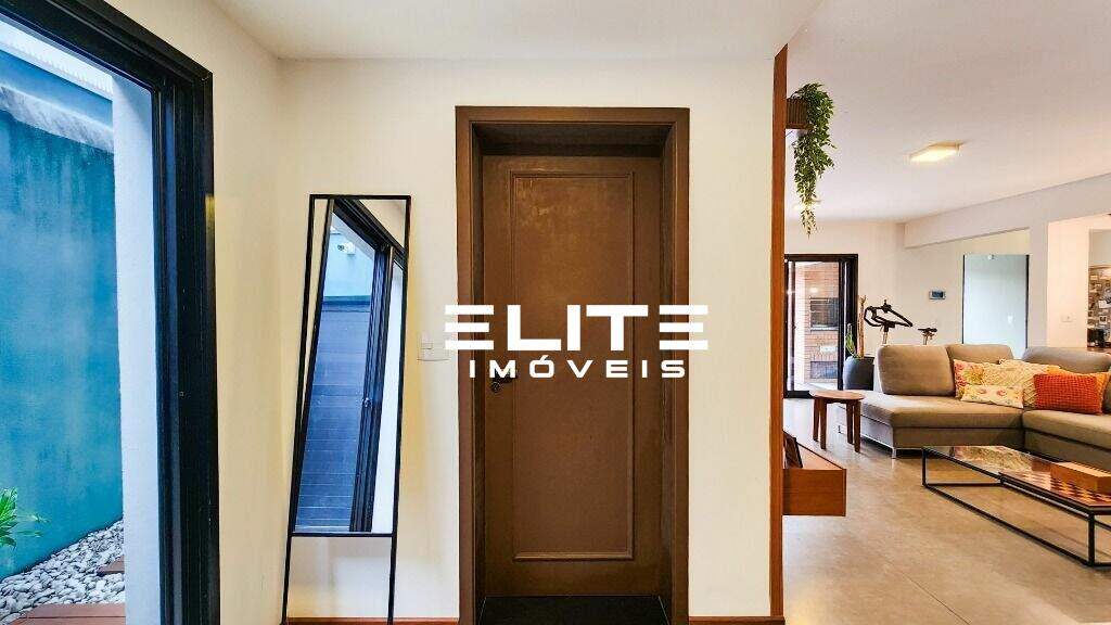 Sobrado à venda no Jardim São Caetano: 