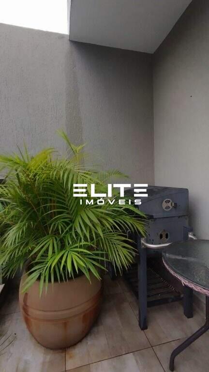 Sobrado à venda no Bairro Jardim: 