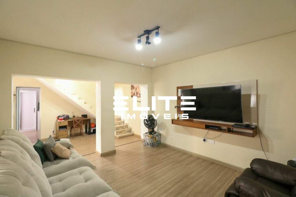 Sobrado à venda no Santa Maria: 