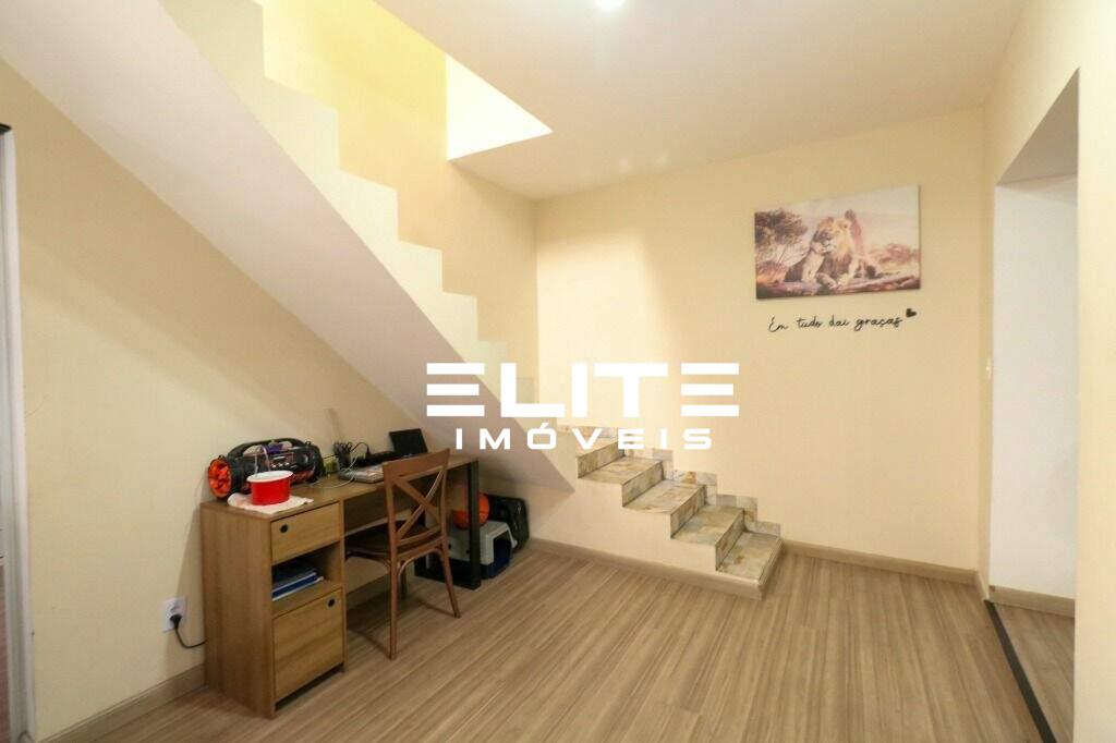 Sobrado à venda no Santa Maria: 