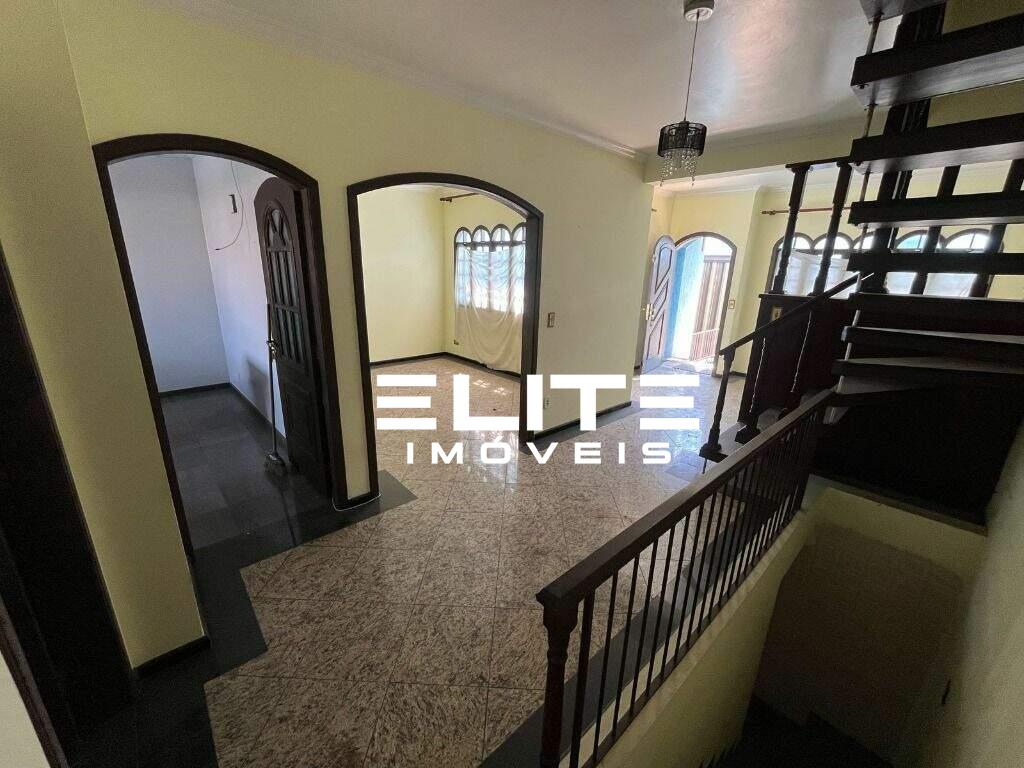 Sobrado à venda no Campestre: 