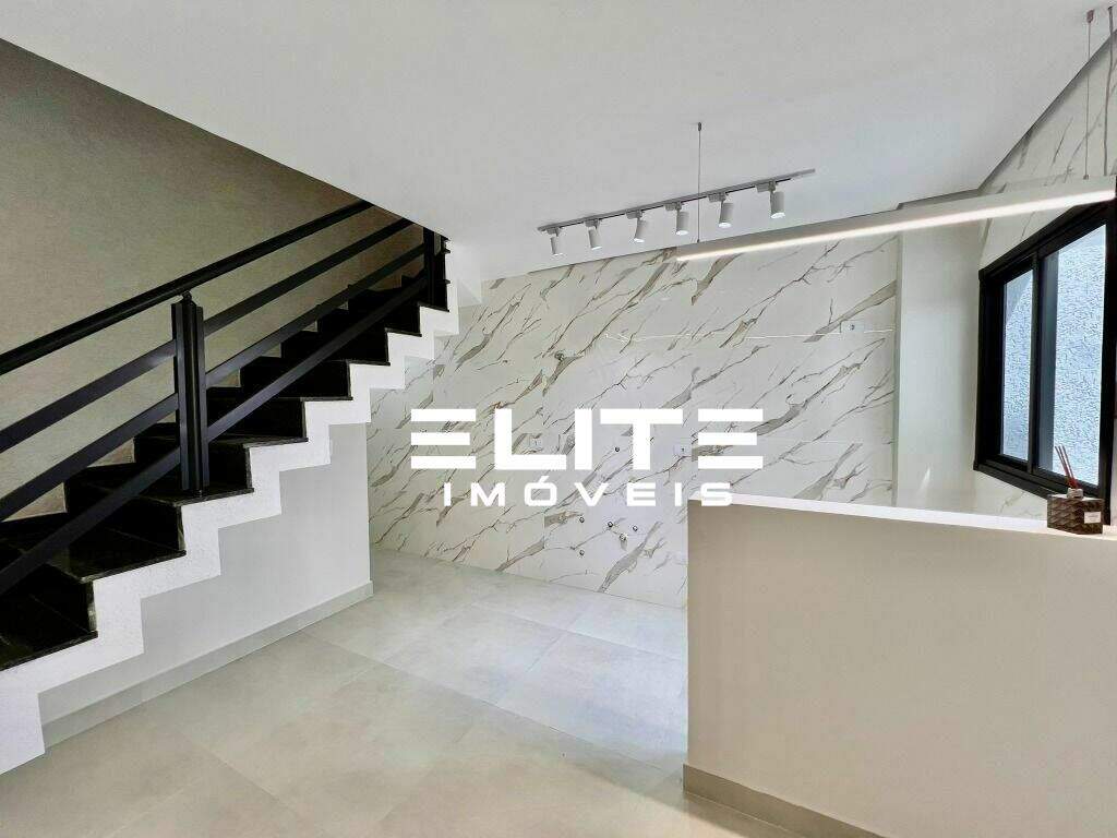 Cobertura à venda no Bairro Jardim: 