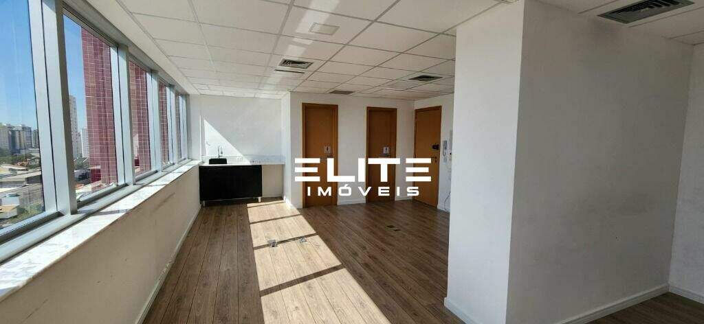 Sala à venda no Vila Bastos: 