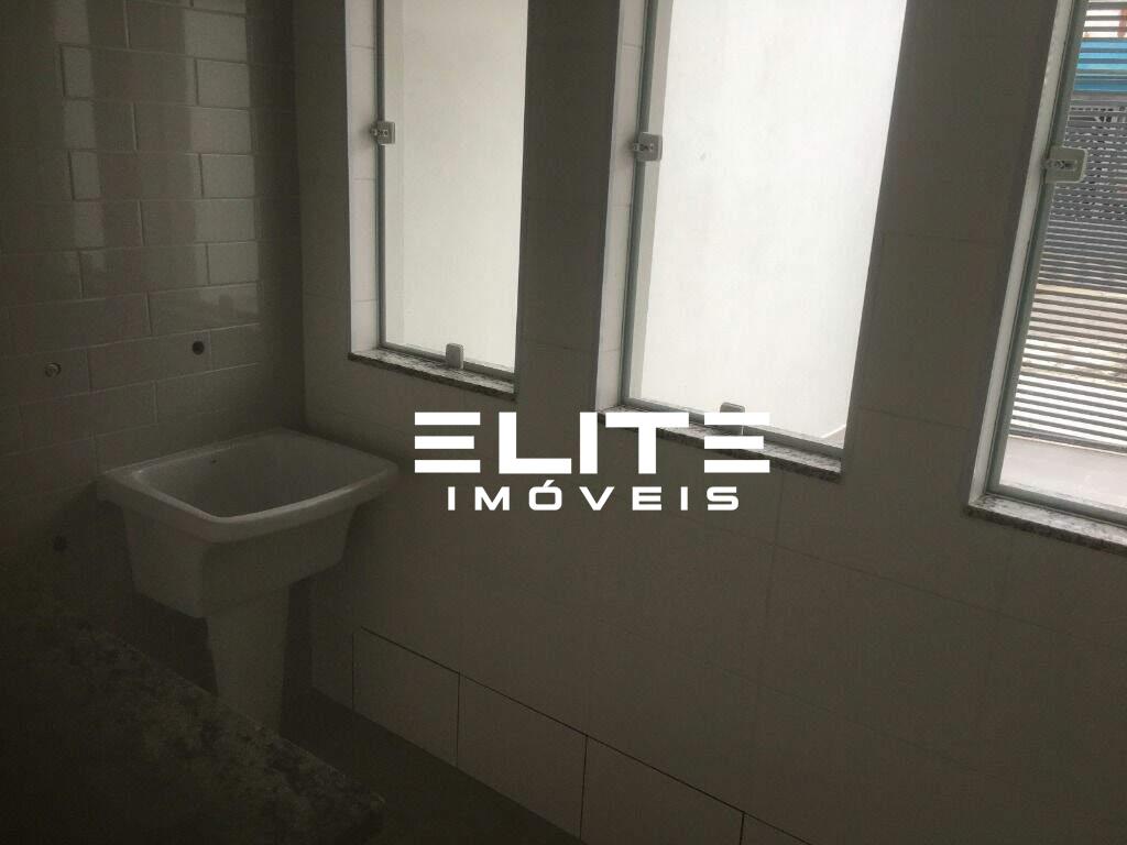 Sobrado à venda no Campestre: 