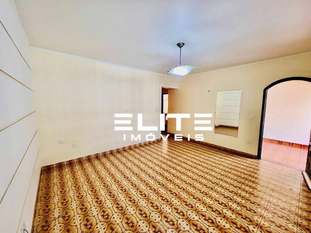 Sobrado à venda no Santa Maria: 