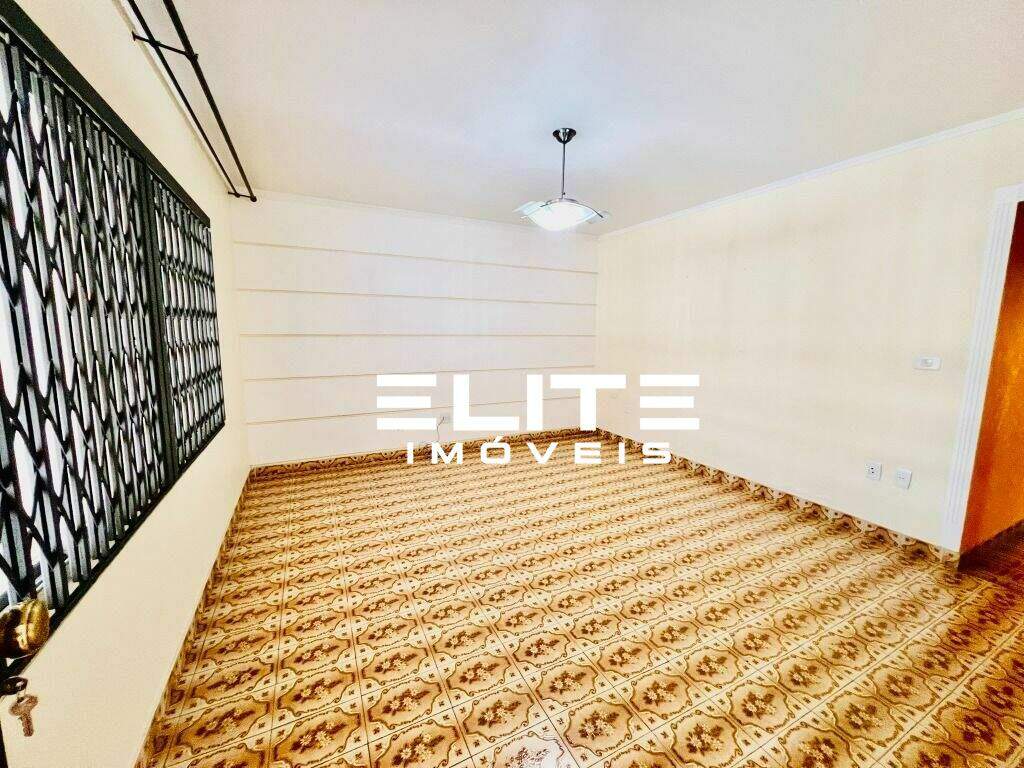 Sobrado à venda no Santa Maria: 